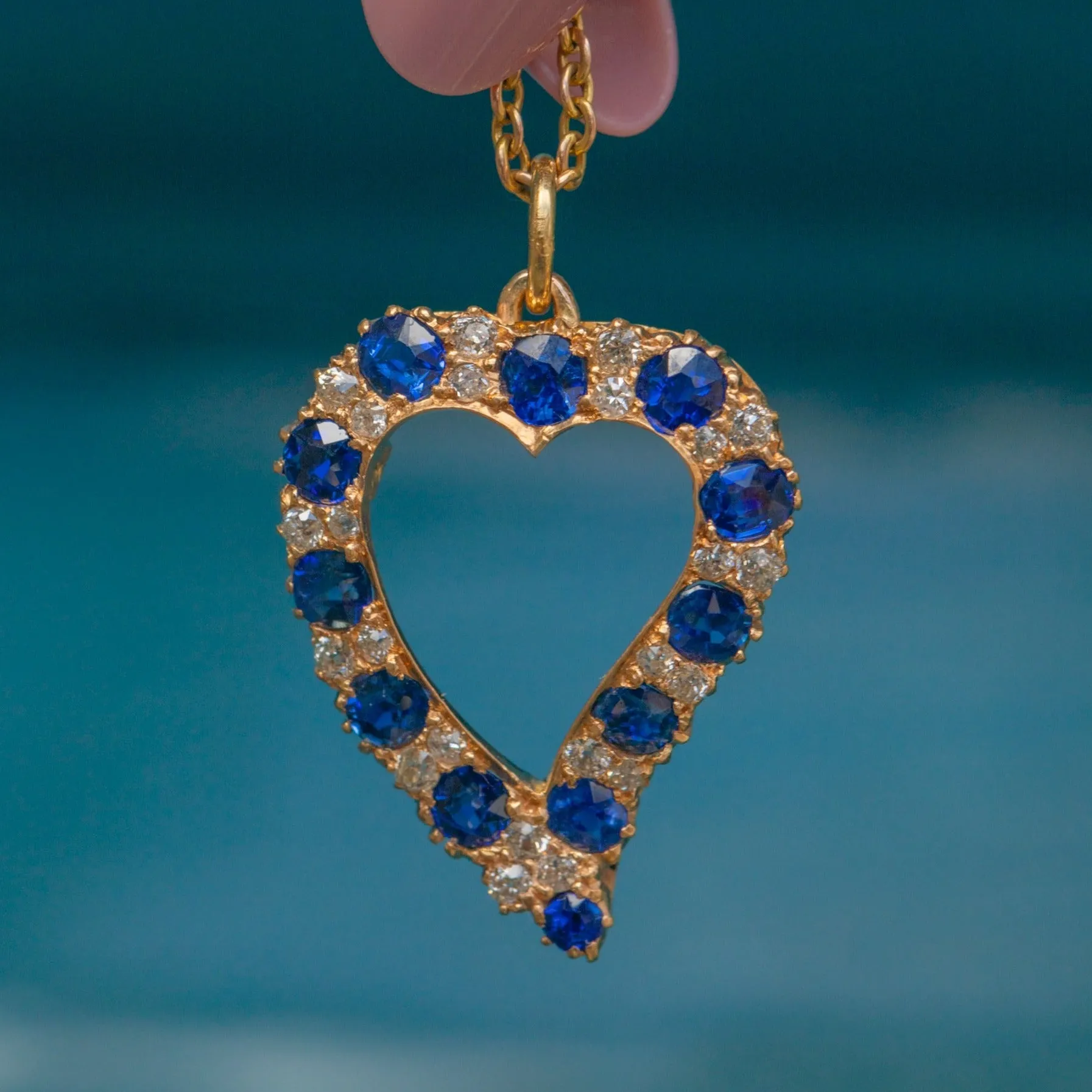 Antique 18ct Gold Sapphire Diamond Witches Heart Pendant