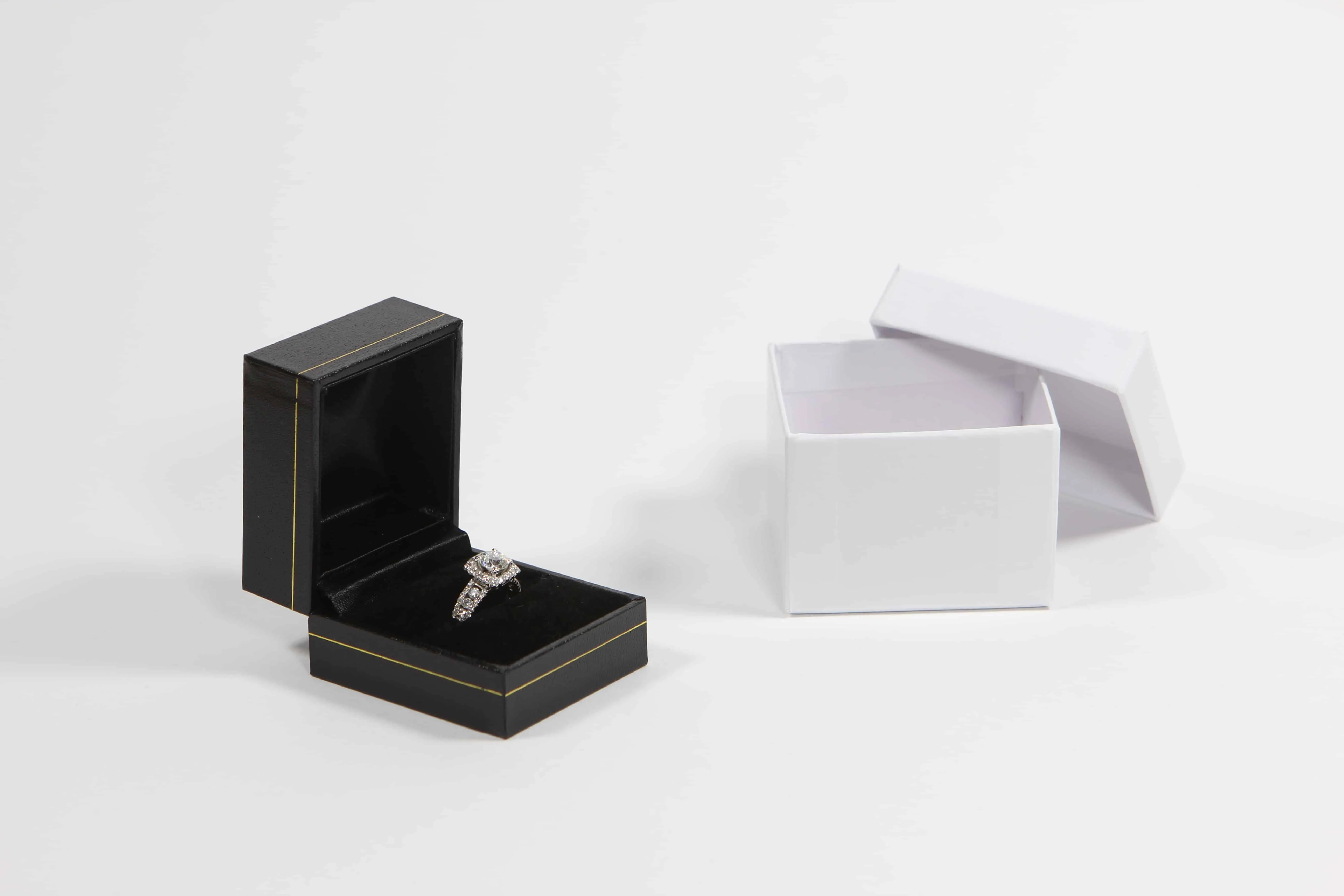 Black Classic Proposal Ring Box