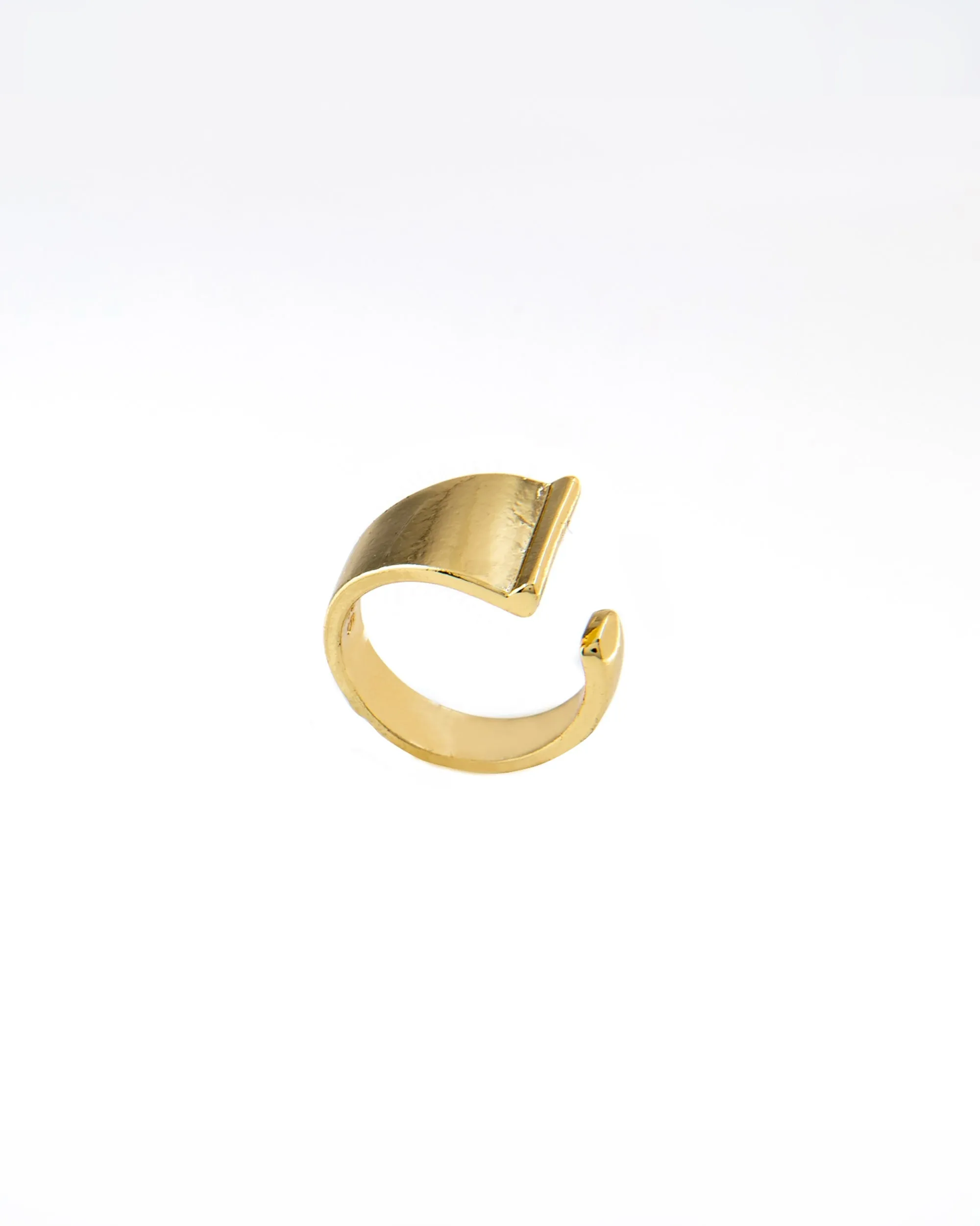 CLASSIC GOLD ALPHABET RING 2456 - قلادة