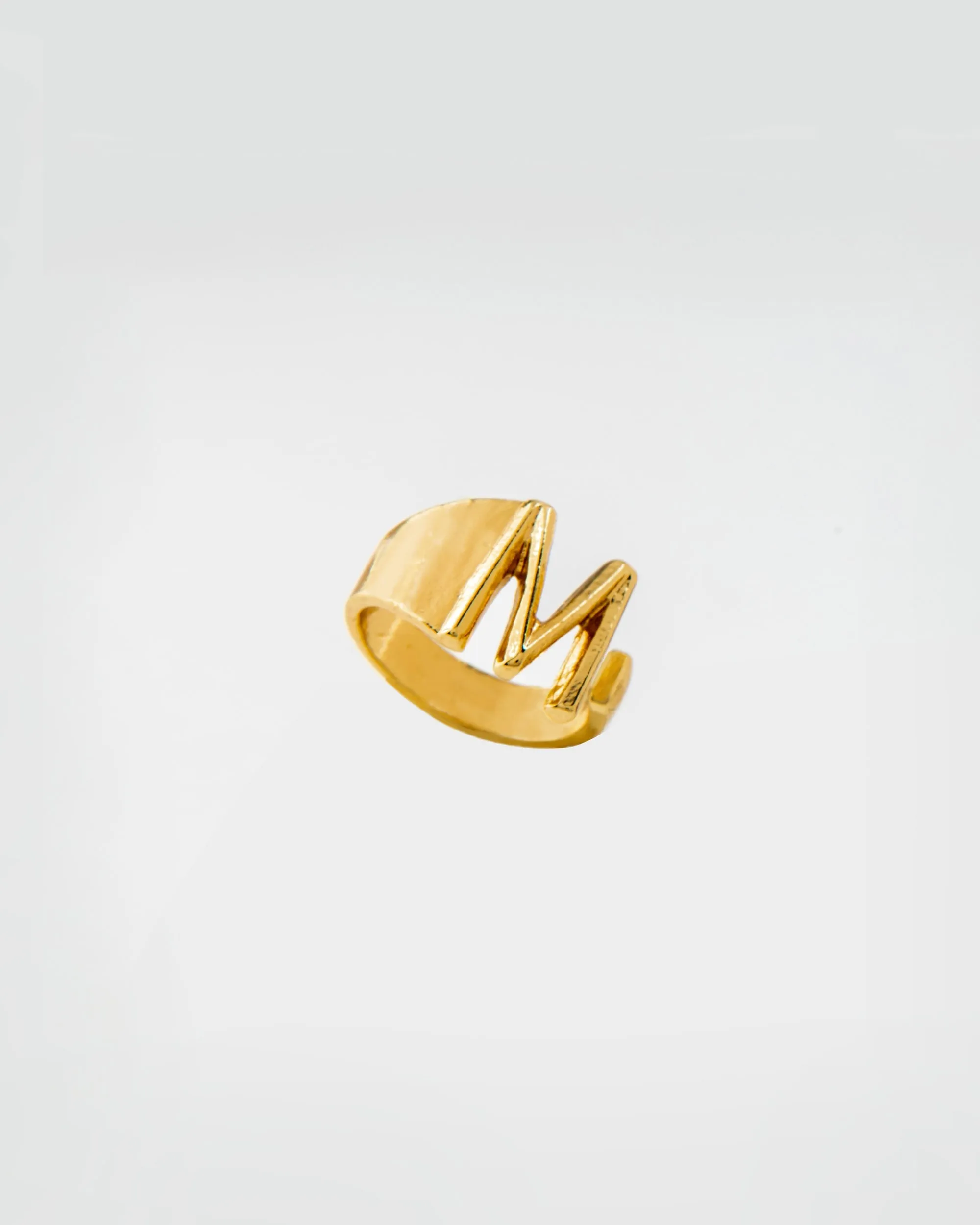 CLASSIC GOLD ALPHABET RING 2456 - قلادة