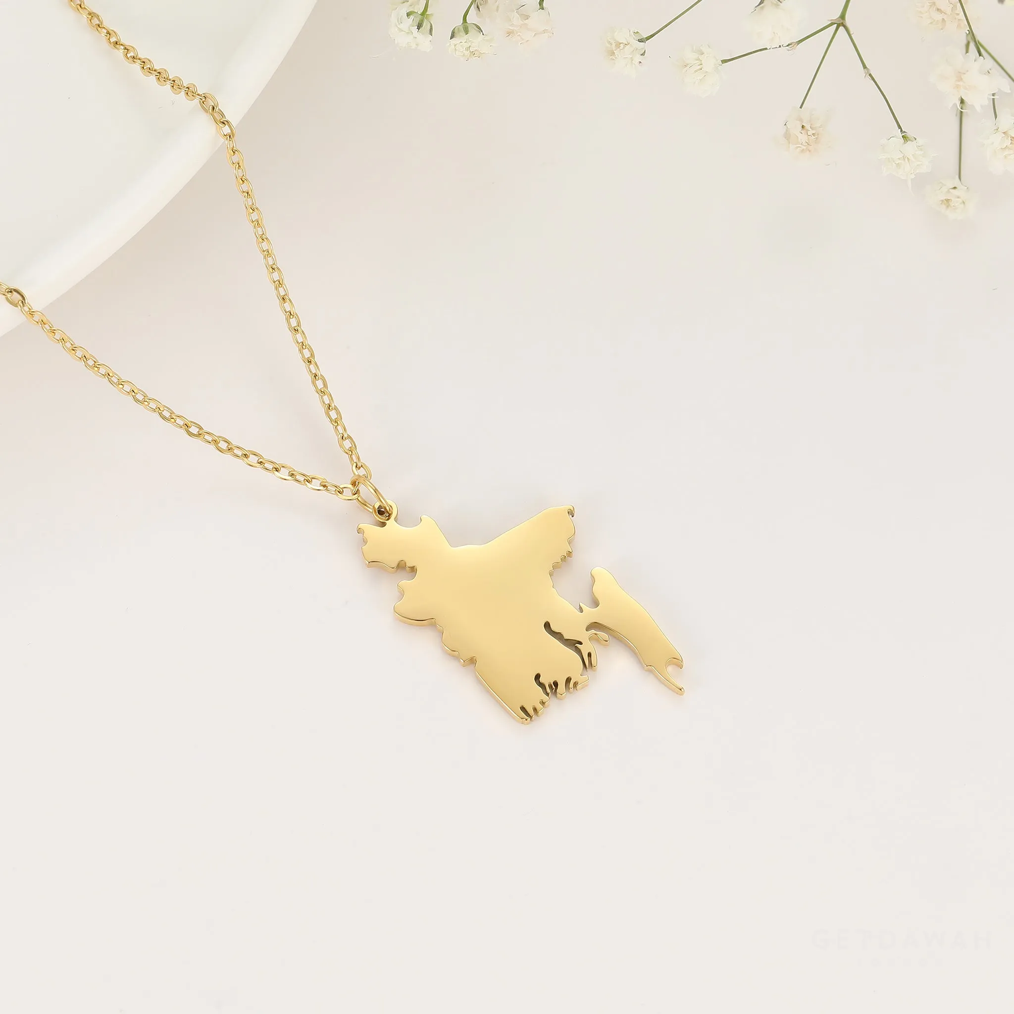 Country Map Necklaces