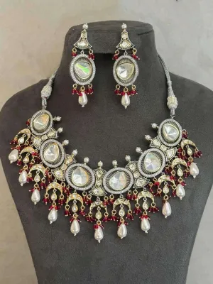 Divine Stone Necklace Set