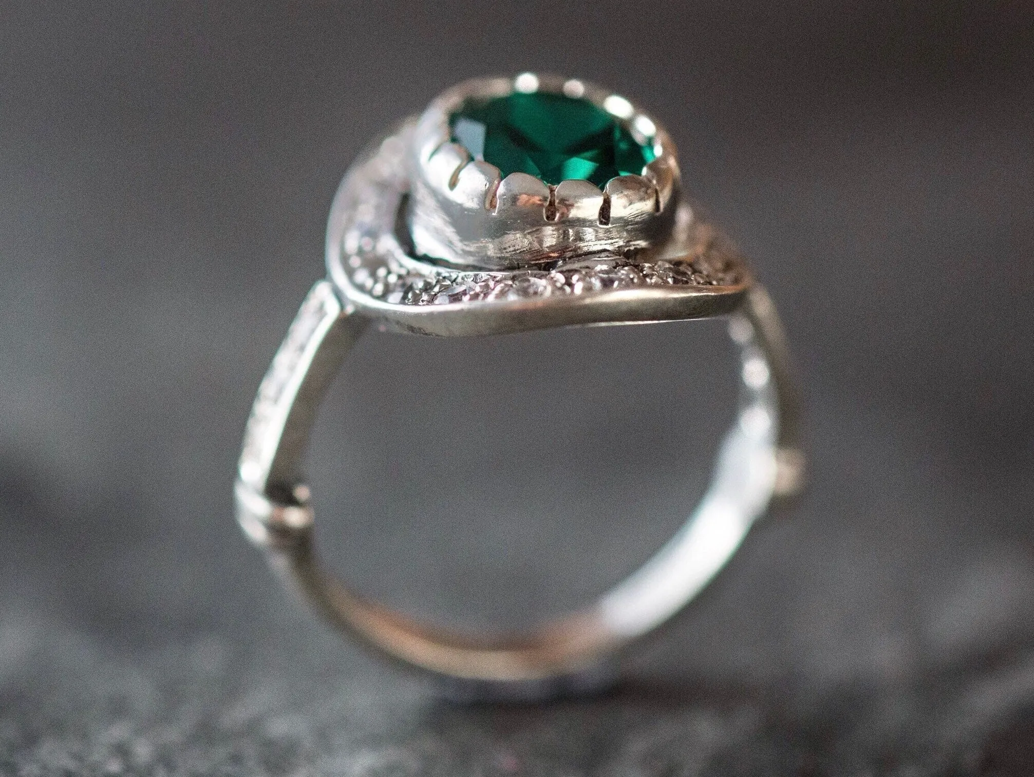 Emerald Vintage Ring - Green Halo Ring - Statement Emerald Ring