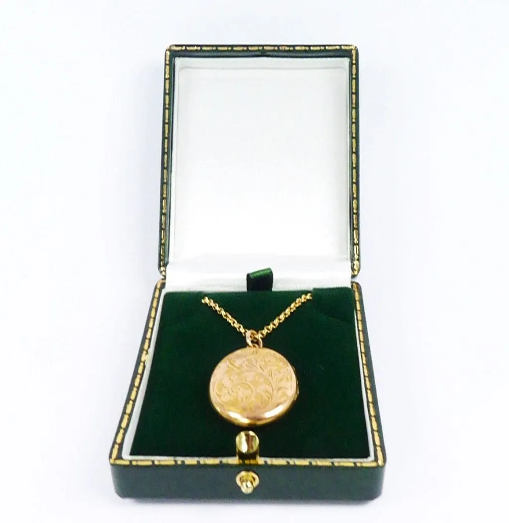 Magnificent Fully Hallmarked 9ct Gold Locket On 18 Inch 9ct Necklace