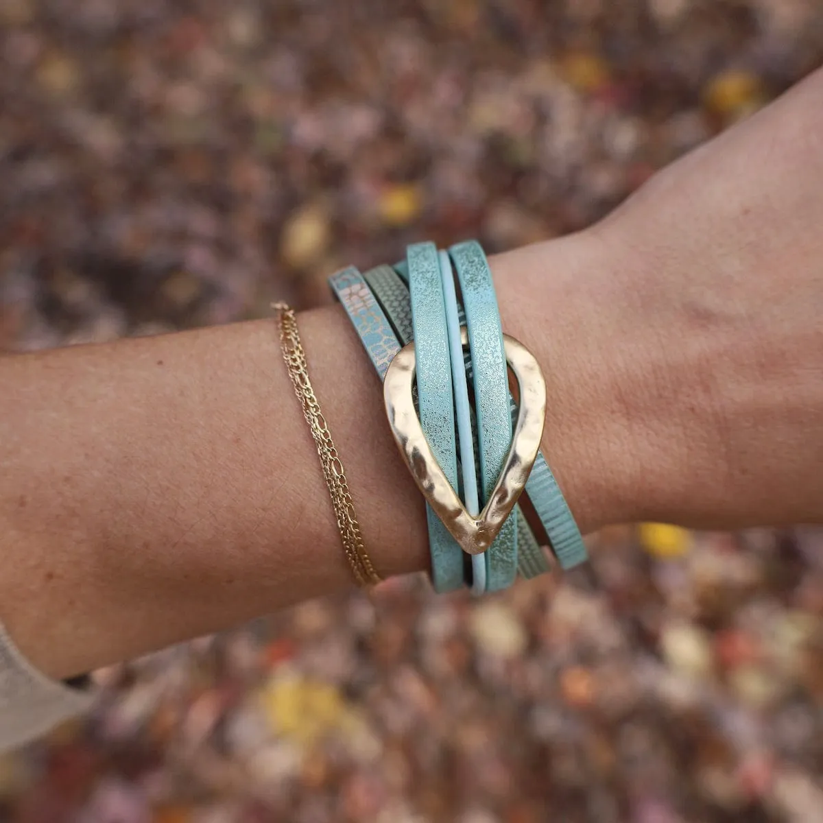 Matte Gold Teardrop Metallic Turquoise Bracelet