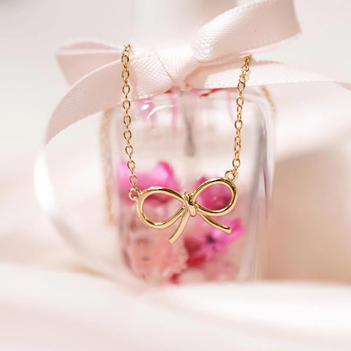 Mini Bow Necklace