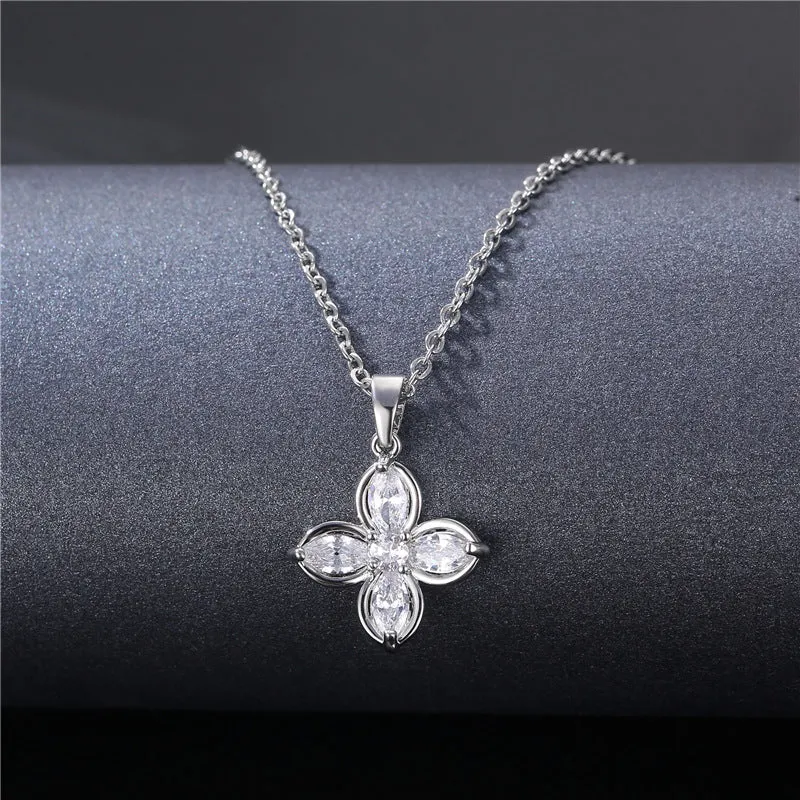 Moderate Luxury Flower Geometric Titanium Steel Diamond Inlay Necklaces