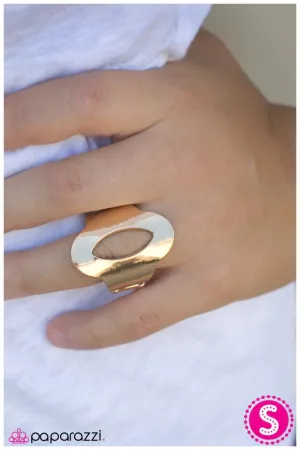 Paparazzi Ring ~ Loop de Loop - Gold