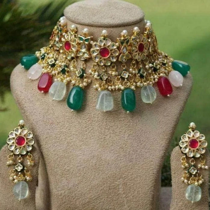 Pavitrapunia In Flower Motif Choker Set