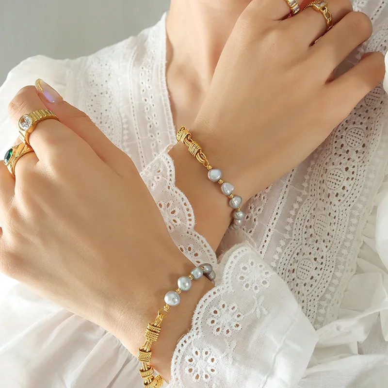 Regalia Gold Pearl Bracelet