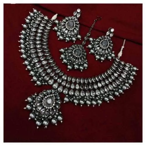 Rodium Drip Pendant Kundan Necklace Earring And Teeka Set