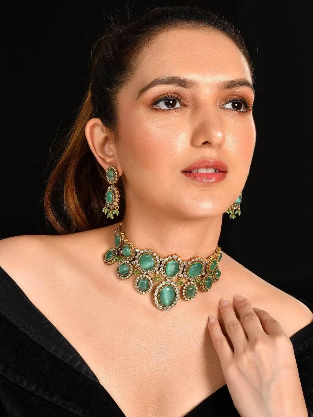 Turquoise Kundan Pearl Necklace Set